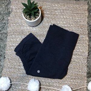 LULULEMON Ebb to Street Cropped Leggings